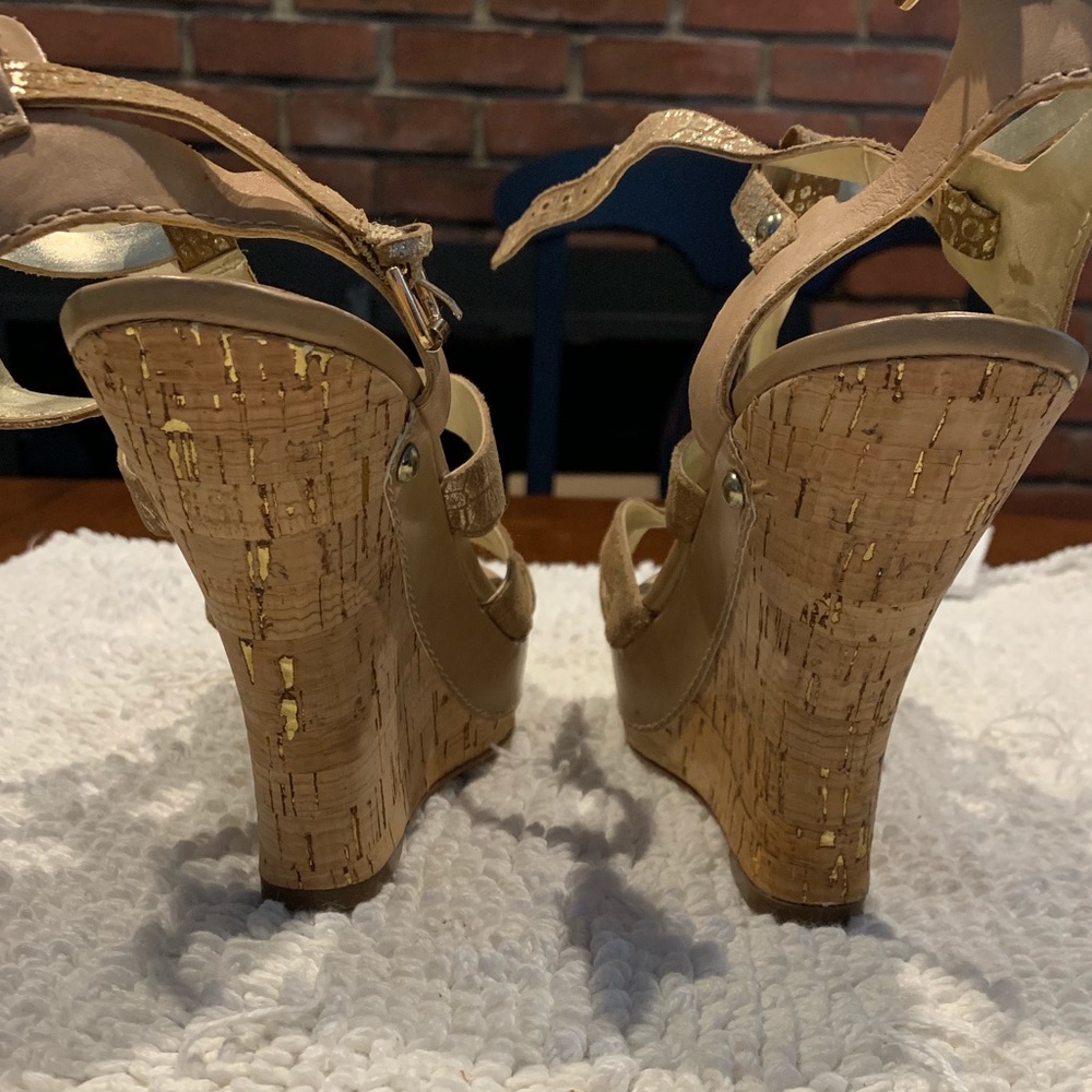 Guess Wedges - Picture 4 of 4
